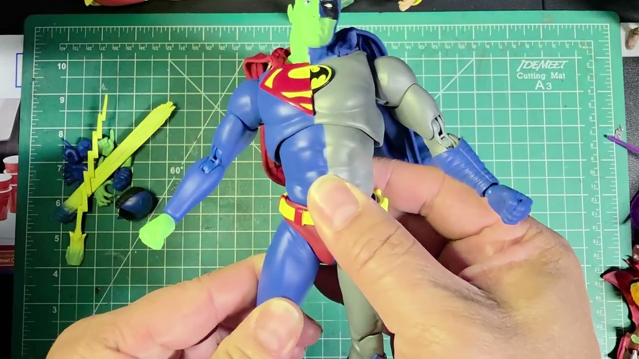 AmusedJester Reviews Beast Kingdom Composite Superman DAH - 138