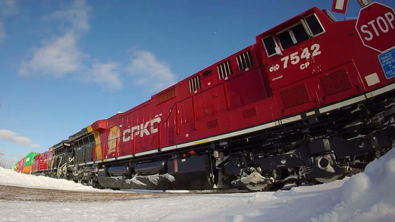 CPKC 7542 LEDER!!!! GoPro shot in Dorion ON at mile 85.1