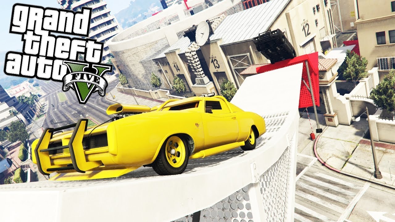 PARKOUR CON COCHES BLINDADOS | GTA V PARKOUR |