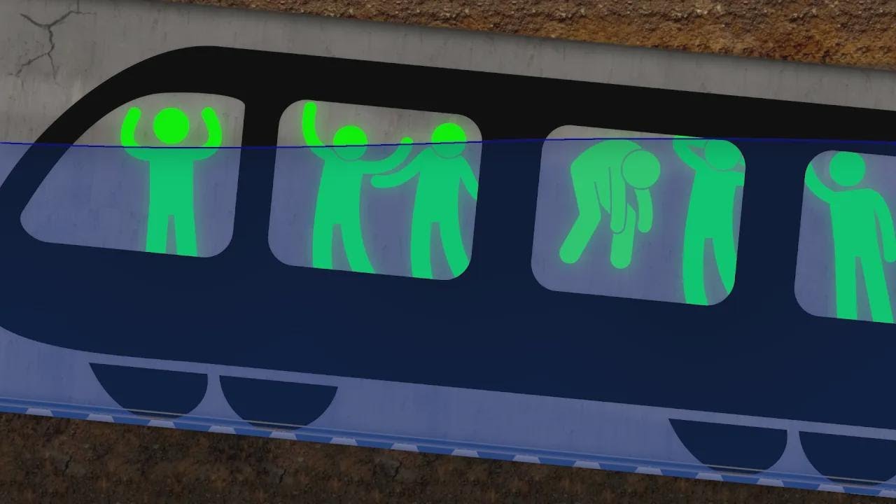 500 de oameni prinși într-un metrou inundat