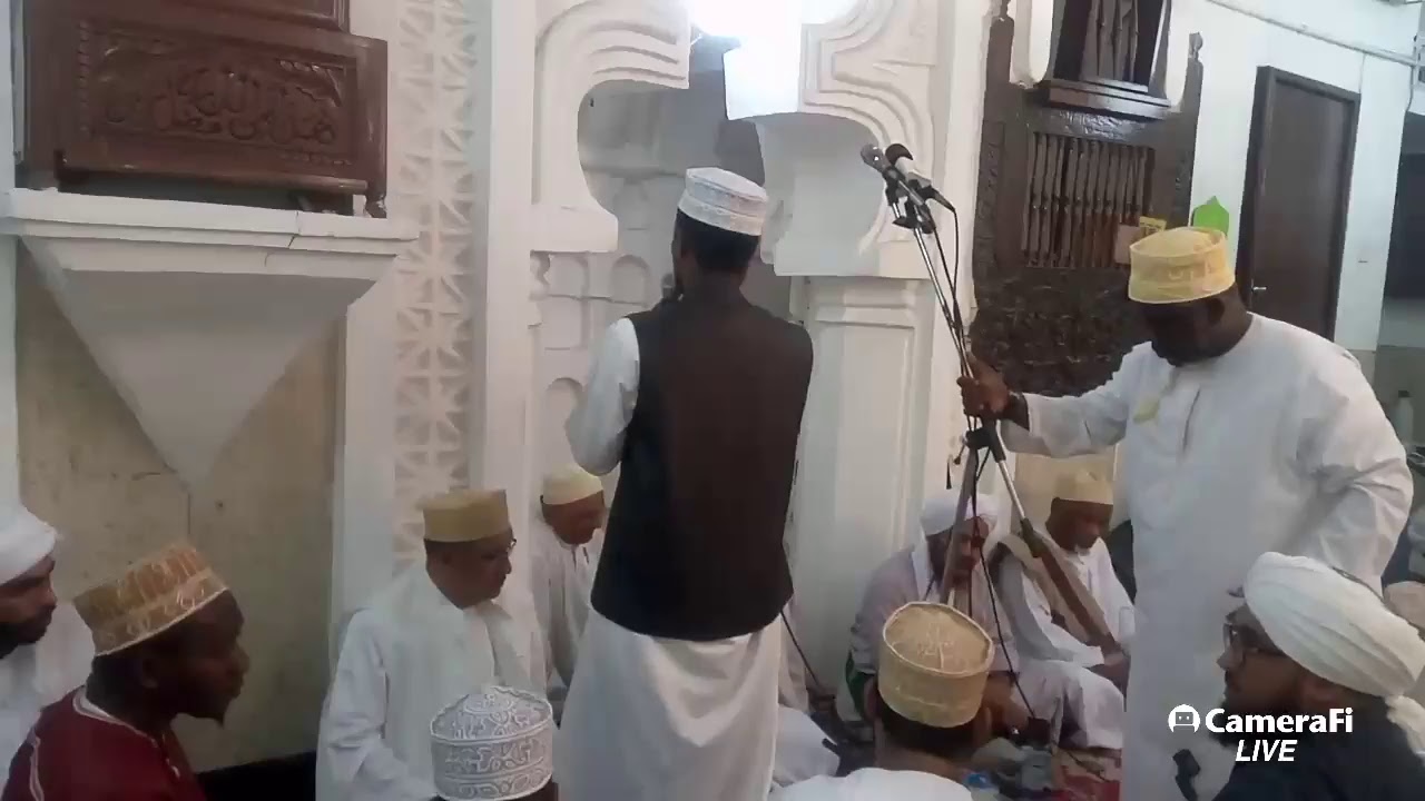 Al Habib Omar katika masjid Jamii malindi Zanzibar 2