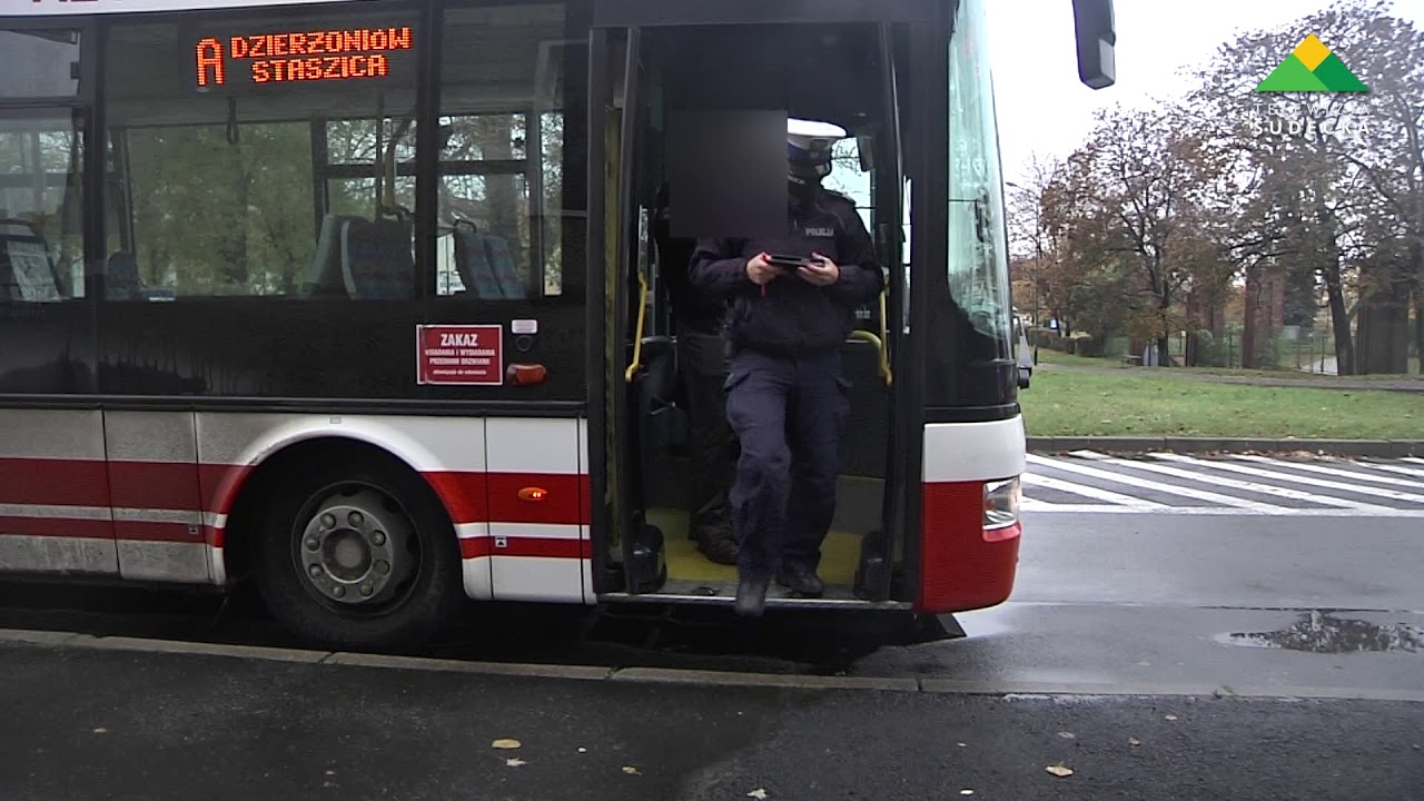 Dzierżoniów, zderzenie z autobusem