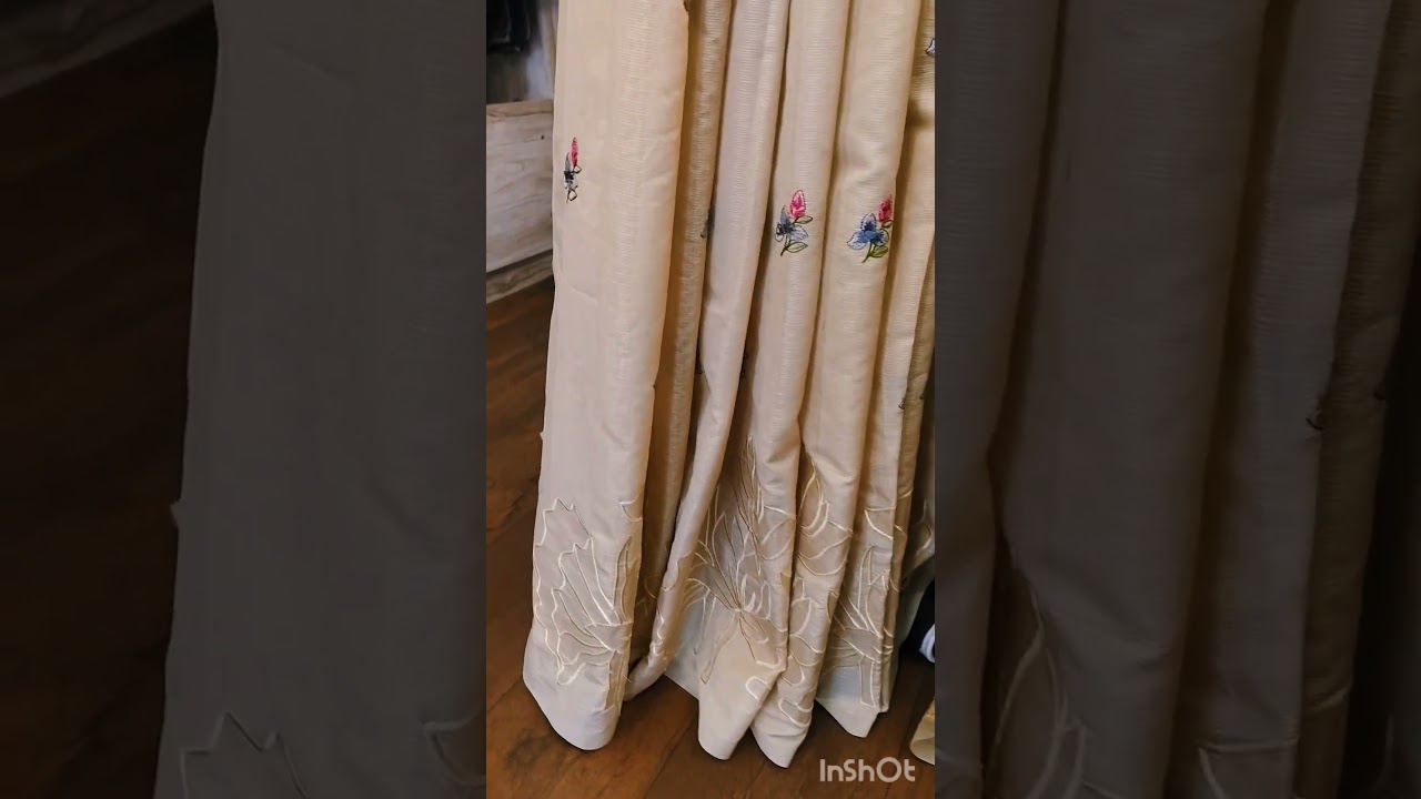 Cream with tissue applique work saree. DM 8848871793 for order.