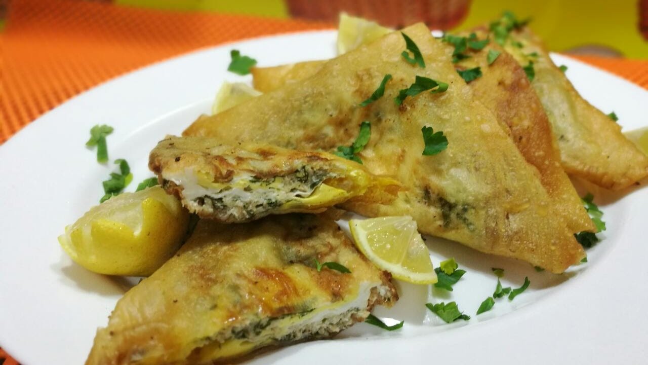 البريك التونسي بالعظمة و التن / brik / brick tunisienne  au oeuf  et thon