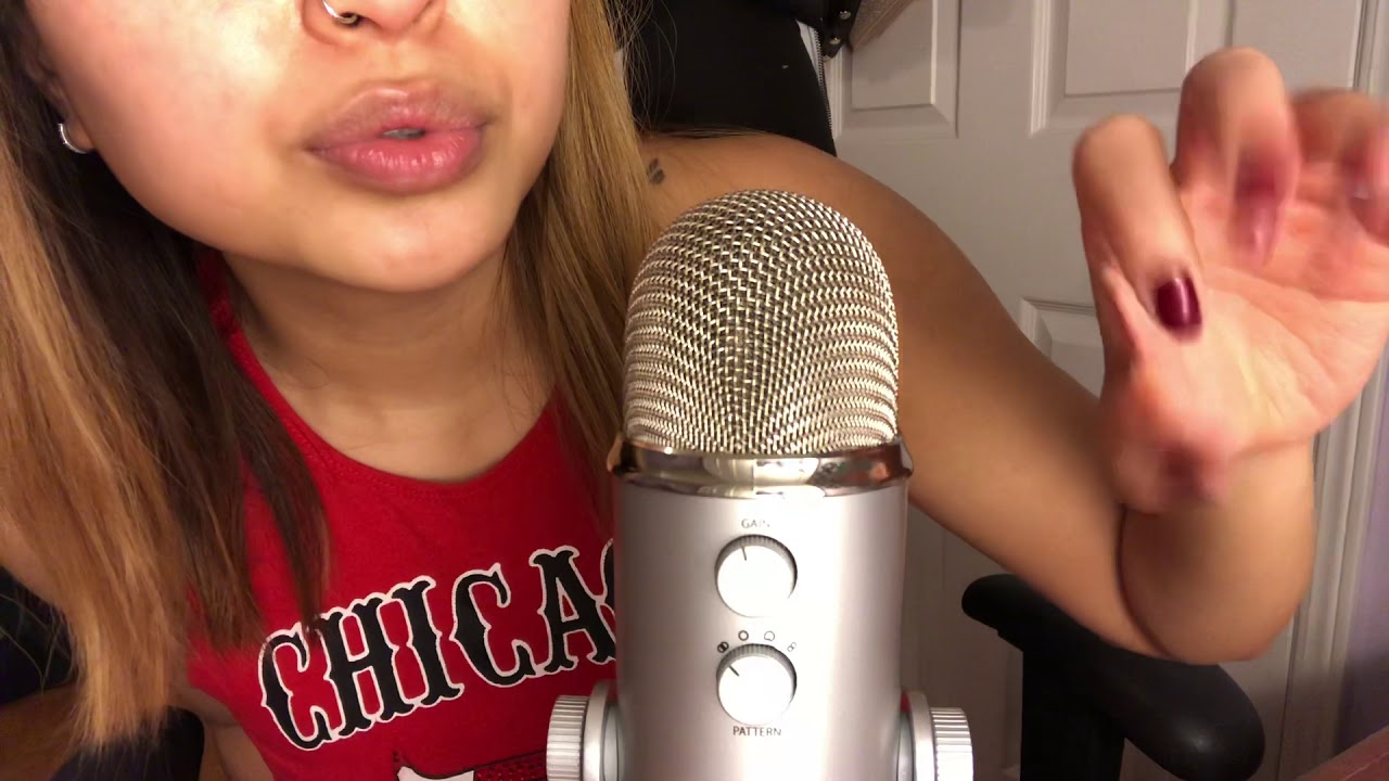 ASMR | Fast and aggressive hand motions, mouth sounds and tapping