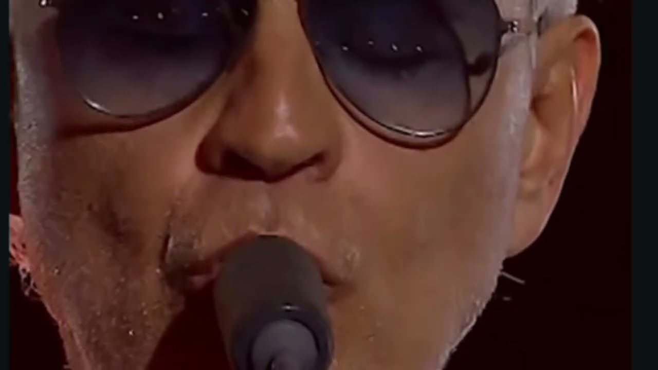 Maestro Andrea Bocelli Performs Noi con te at Sanremo2026