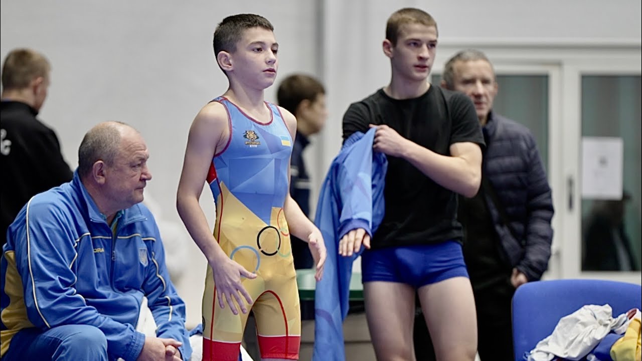 U13 V. Dymchyshyn (UKR) vs I. Tutskaniuk (UKR) 38kg final. Youth boys greco-roman wrestling.