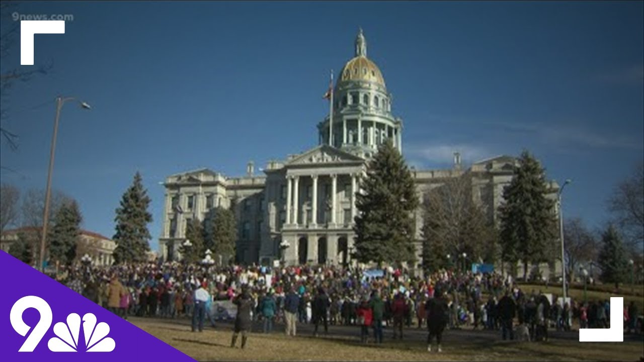 Large crowd gathers for Celebrate Life Rally