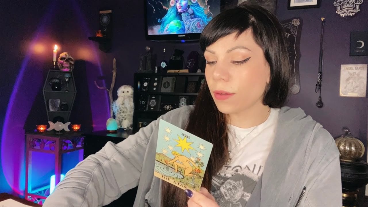 AQUARIUS ~ Someone’s Fear Is Over Complicating Things.. Trust Your Intuition