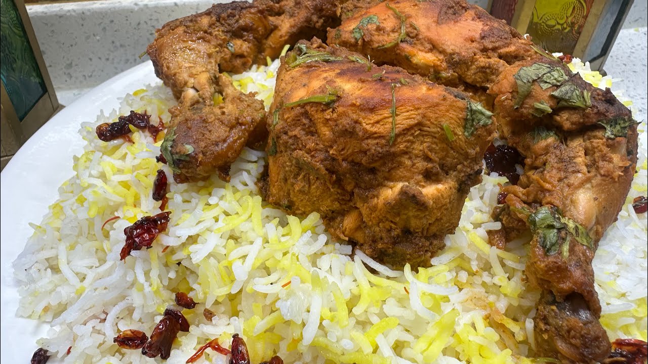 Iftar special roasted and zafran rice very very delicious 😋 you must try this app zaroor banana 👩🏻‍🍳