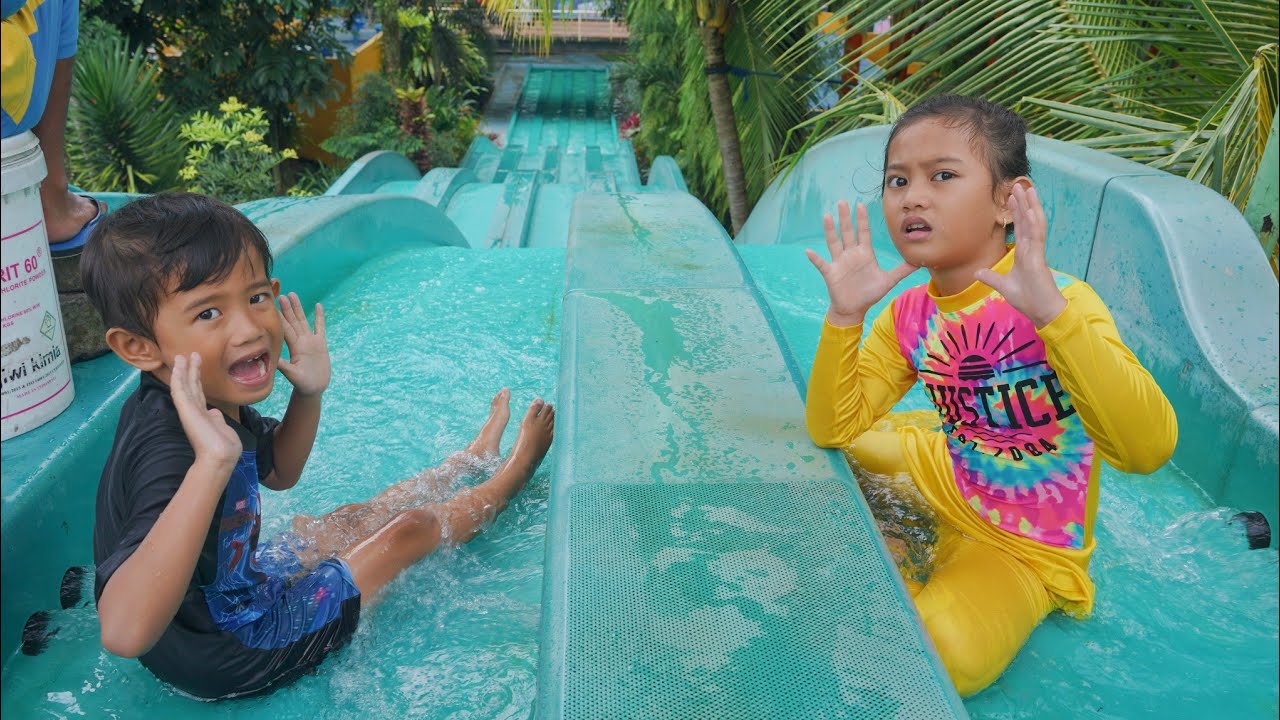 LIBURAN BERENANG 💦 Main Seluncuran Di kolam renang The Jungle Waterpark Bogor | Salsa and family