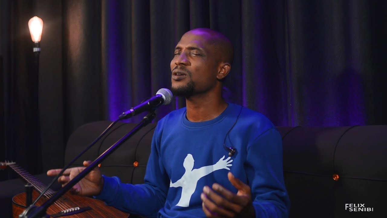 Heartfelt Worship Medley | Worthy, I Worship You | Felix Senibi 