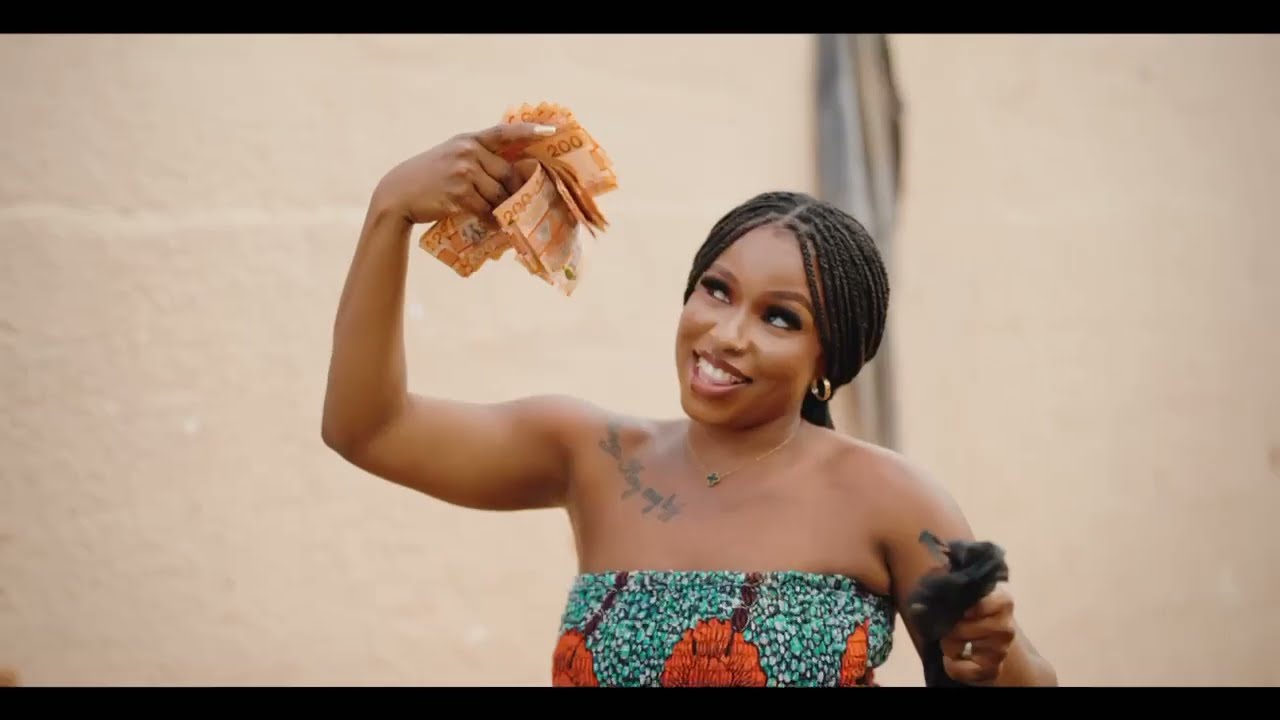 Mass 187- “Kodo Yeh Duniya Faling” Feat Uchee
