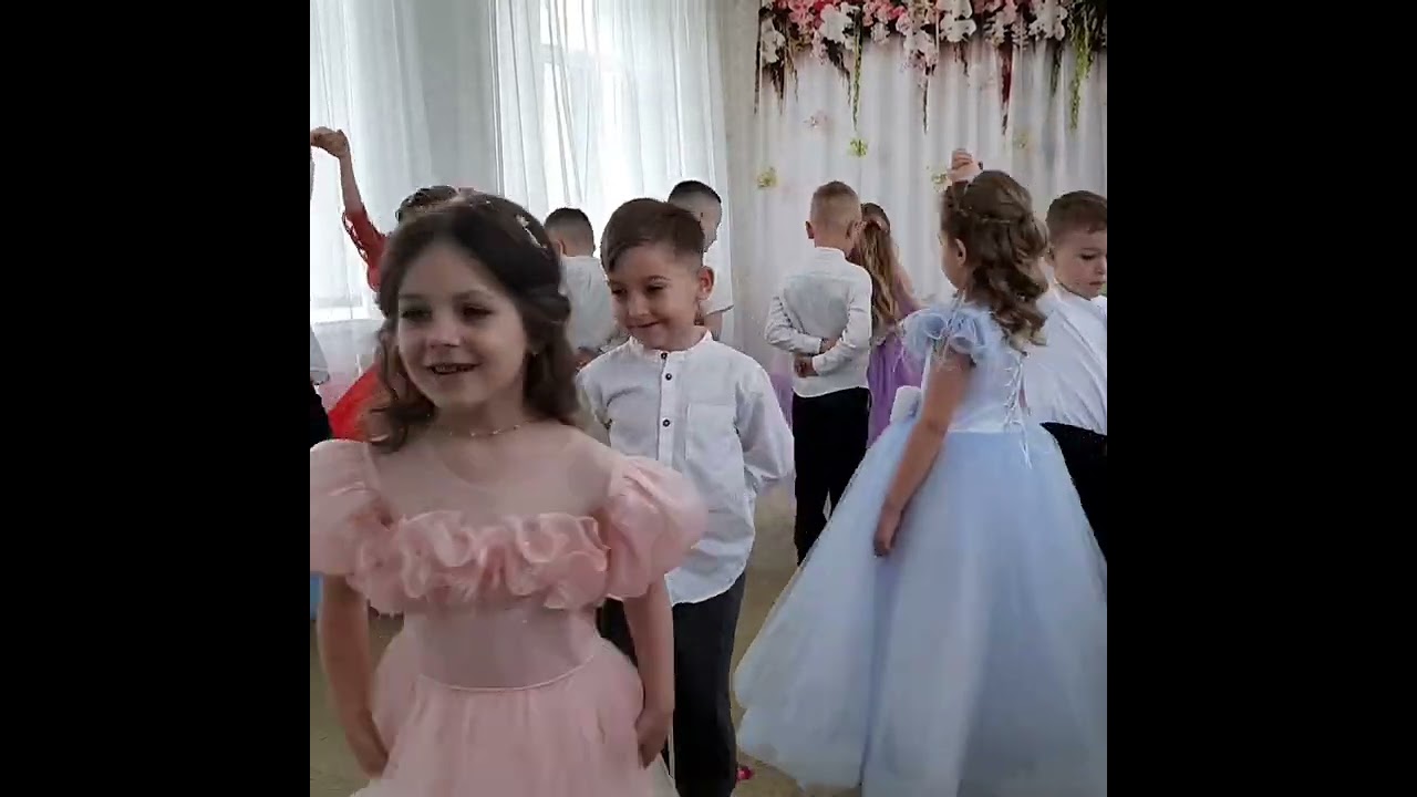 Випускне свято 