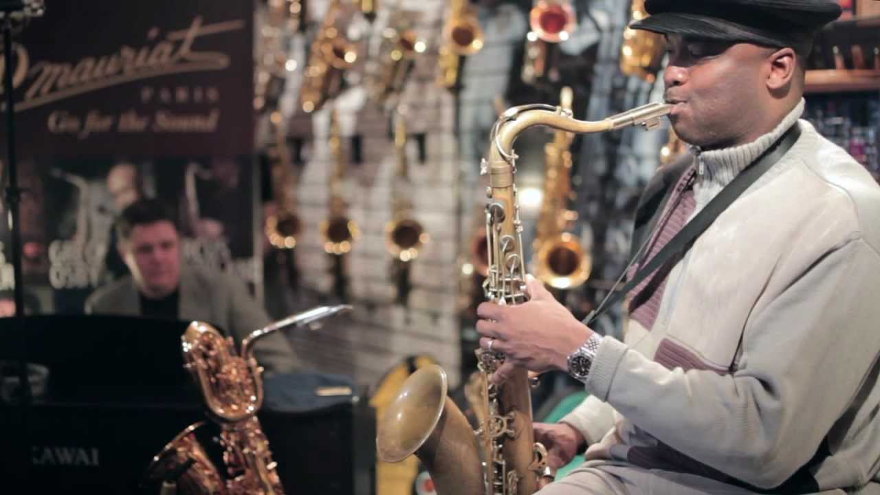 James Carter clinic in Mariachi Sax Boutique, Moscow, Russia