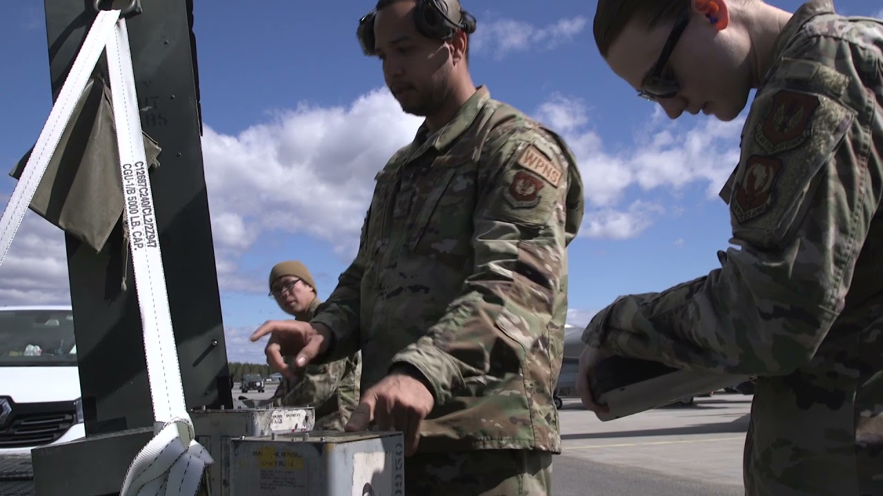 F-16 Fighting Falcons Weapons loading in preparation for the Arctic Challenge Exercise on 31 May