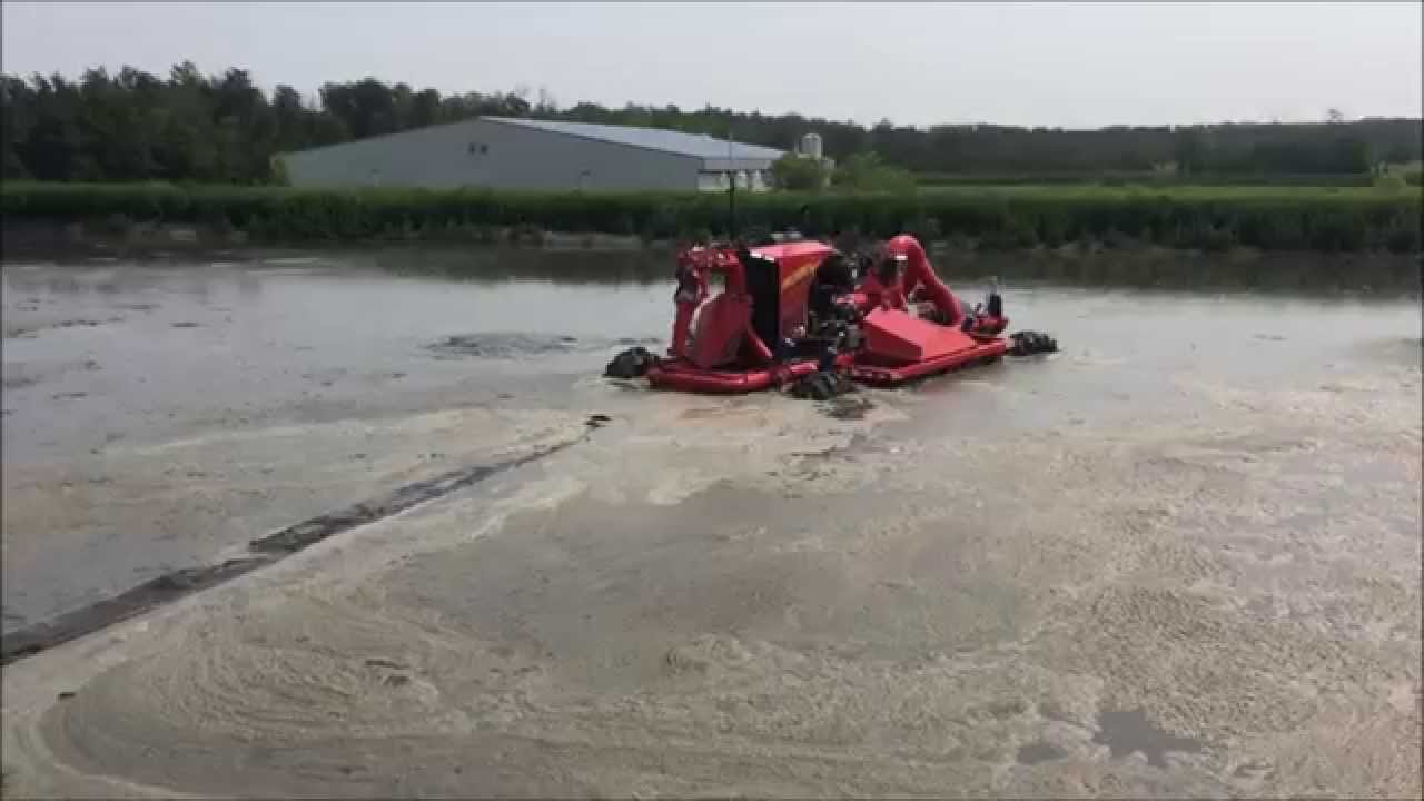 Lagoon Crawler  - Floating Hose Discharge Option