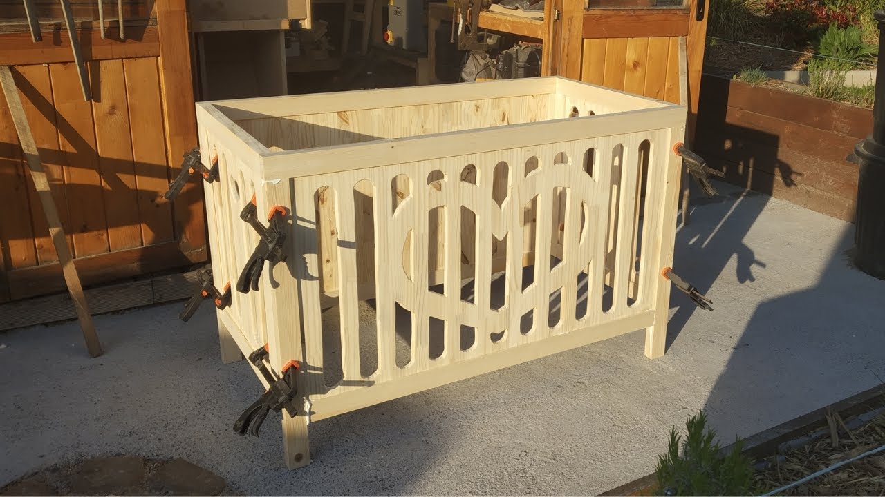 Je Fabrique un Lit pour Notre Bébé 👶