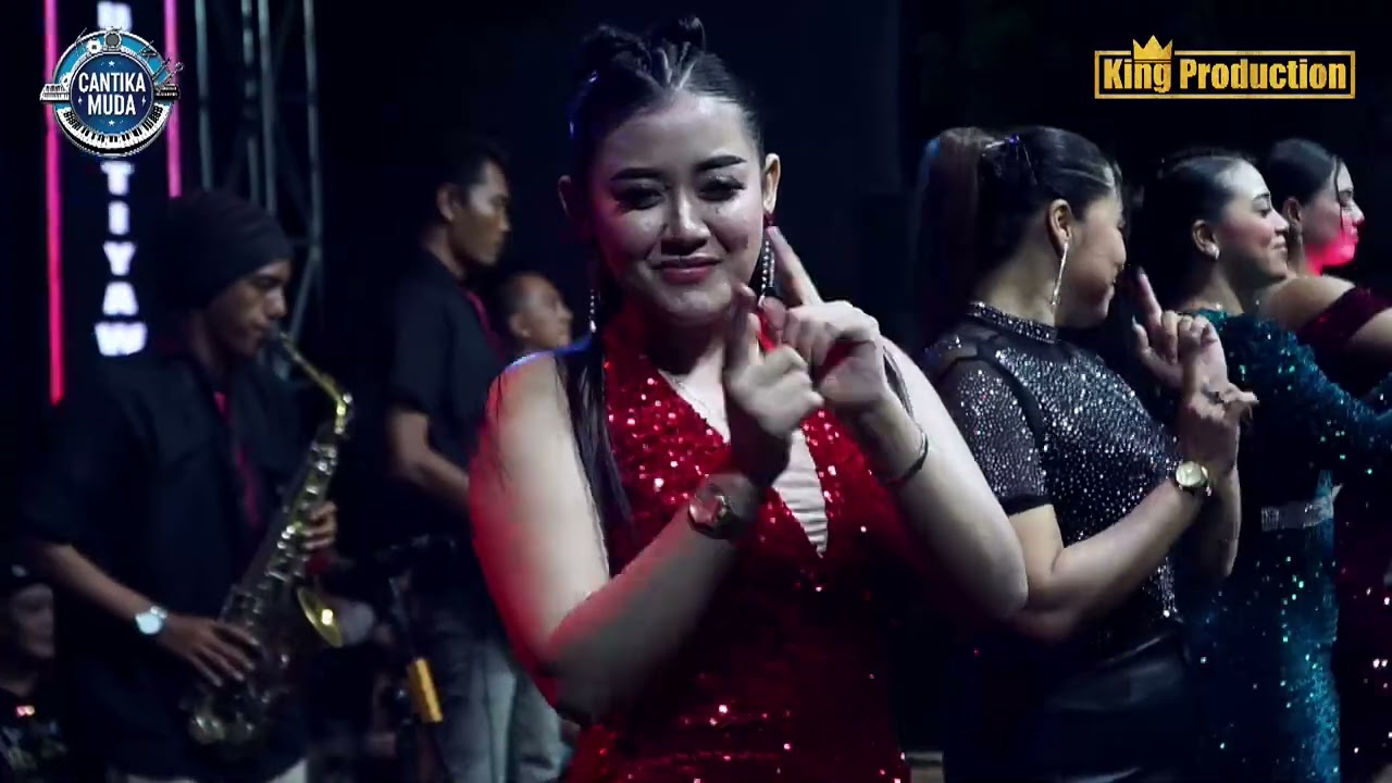 CANTIKA MUDA SEDONGLOR OLL ARTIS GELAS YG RETAK
