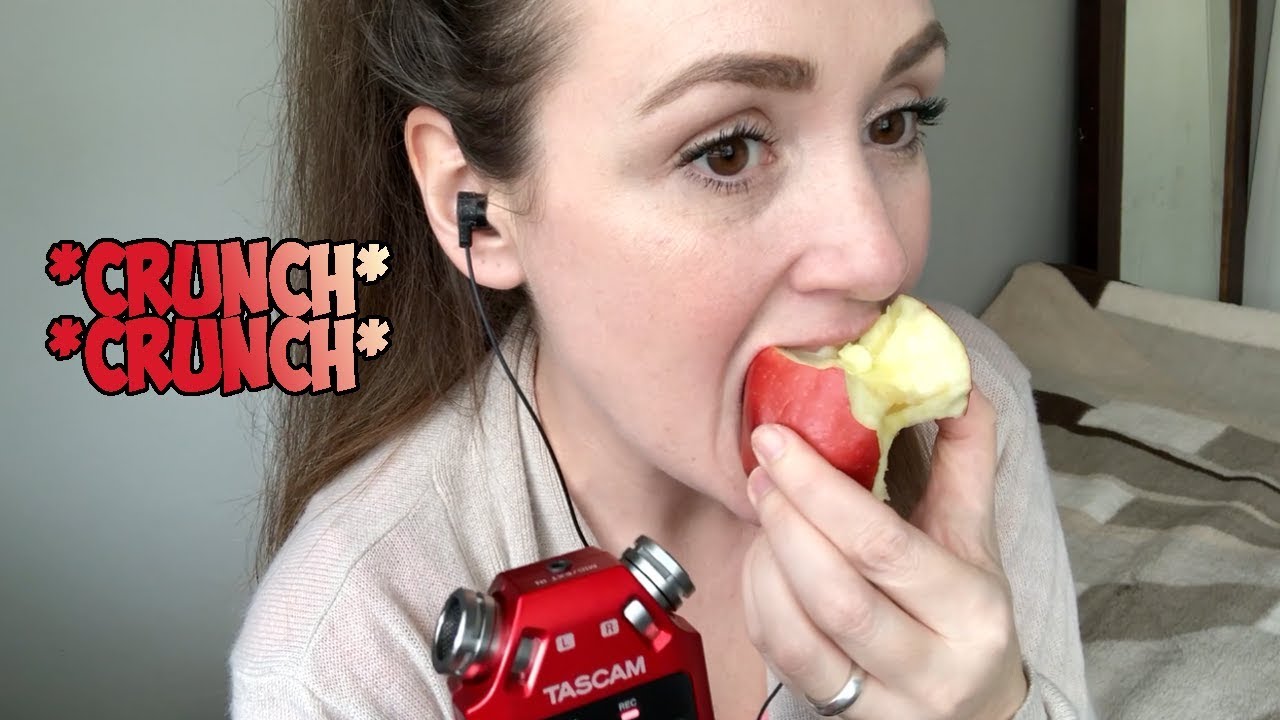 Fun Facts with Crunchy Carrot/Apple Bites [Mouth sounds] [ASMR]