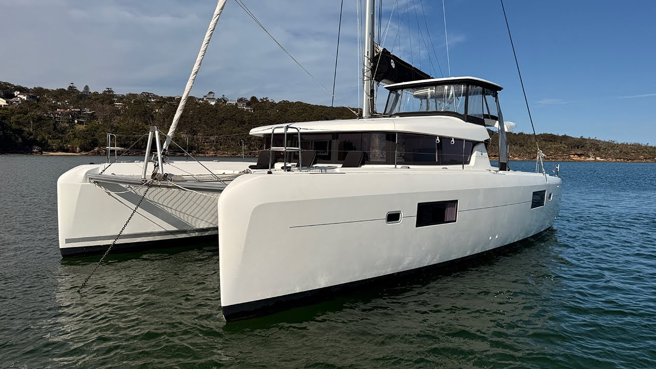 Lagoon 42 Laguna