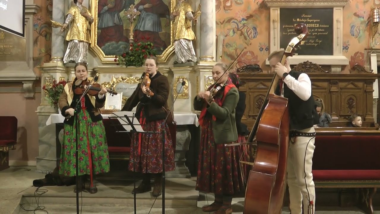 15 - 12 - 2024r. Oprawa mszy zesp&oacute;ł Ondraszek z Szczyrku