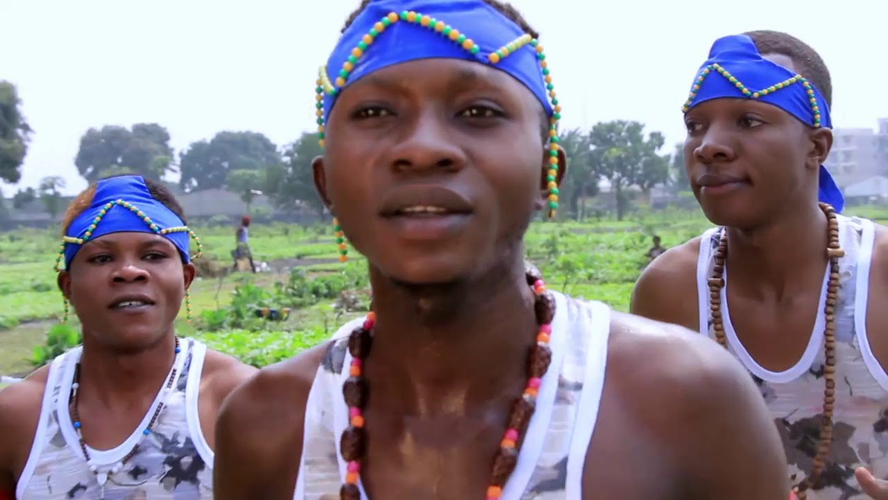 Clip de la chanson : Chef Emmany Kakaji kakulu