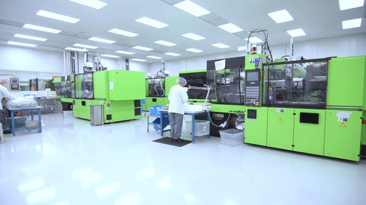 Manufacturing Medical Device Packaging in Brentwood's Clean Room