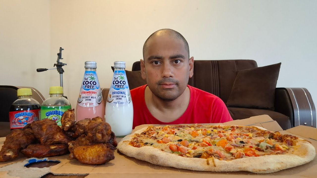 Domino's vegan pizza & chicken wings uk mukbang 