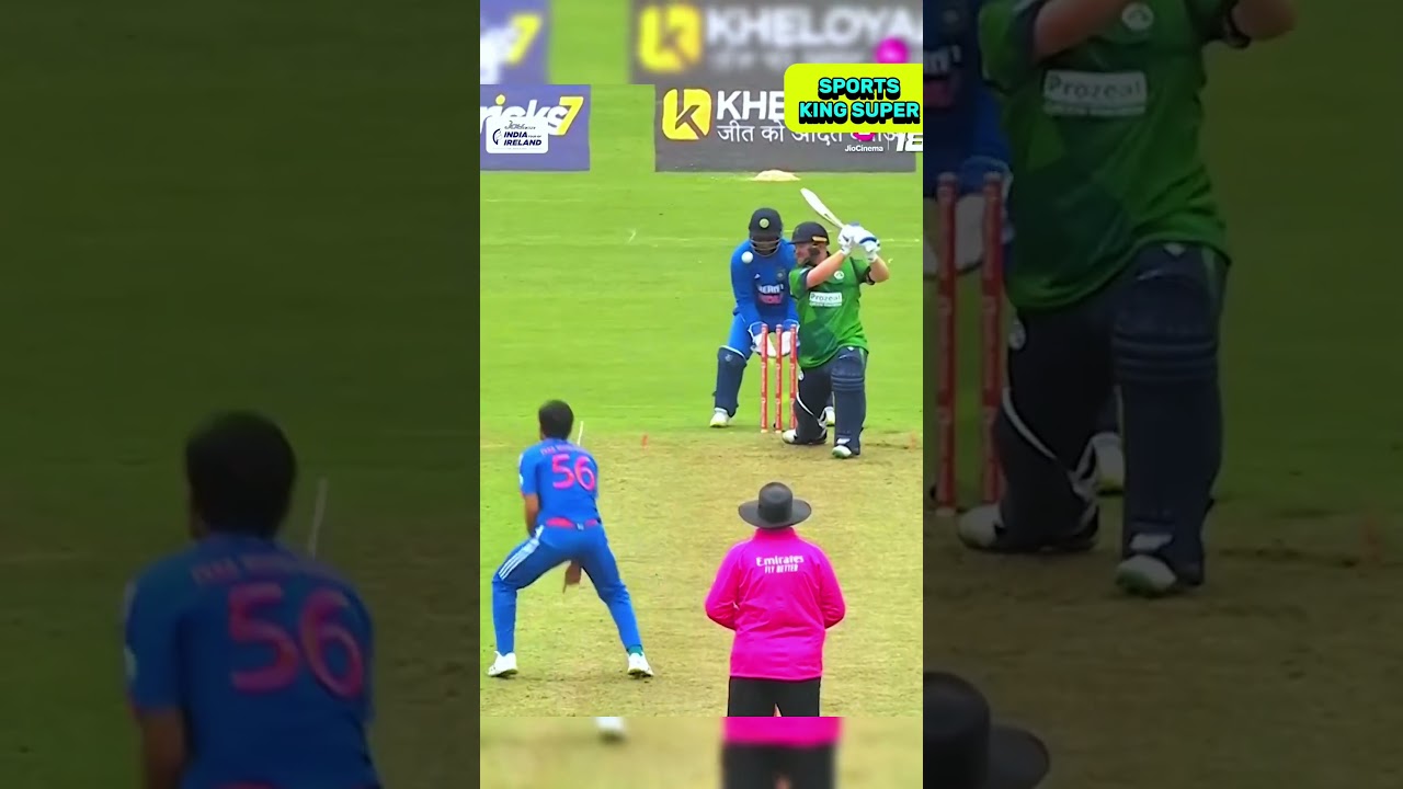 VARUN CHAKRAVARTHY V'S RAVI BISHNU VS !!☠️ Competition and BEST WICKETS !! 😶&zwj;🌫️ CRICKET SHORT VIDEO