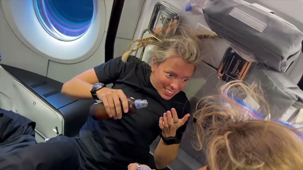 MISSION UPDATE -  SpaceX Fram 2 Human Polar Mission