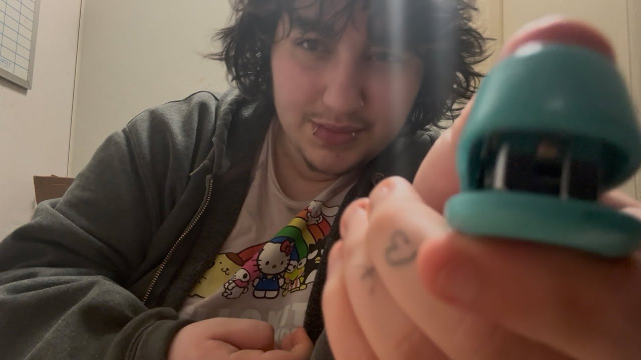 mini asmr triggers but im in subway and i actually shut up (no talking)