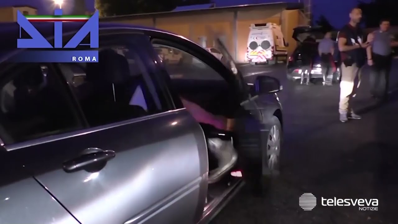 Arrestato boss mafia foggiana Antonello Francavilla: stava entrando in un bar armato di pistola