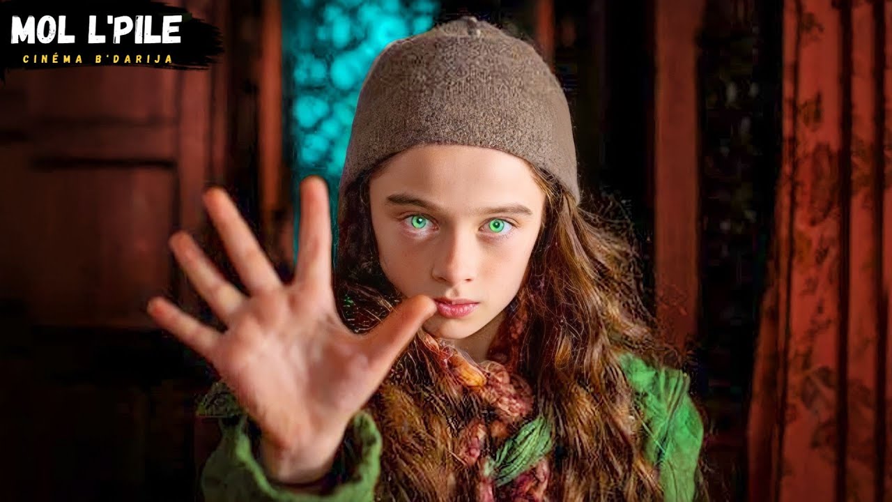 فتاة يتيمة😢 تتعلم السحر والتنويم المغناطيسي🪄 للسيطرة على عقول الناس😱|| ملخص فيلم 🎦 𝐌𝐨𝐥𝐥𝐲 𝐌𝐨𝐨𝐧