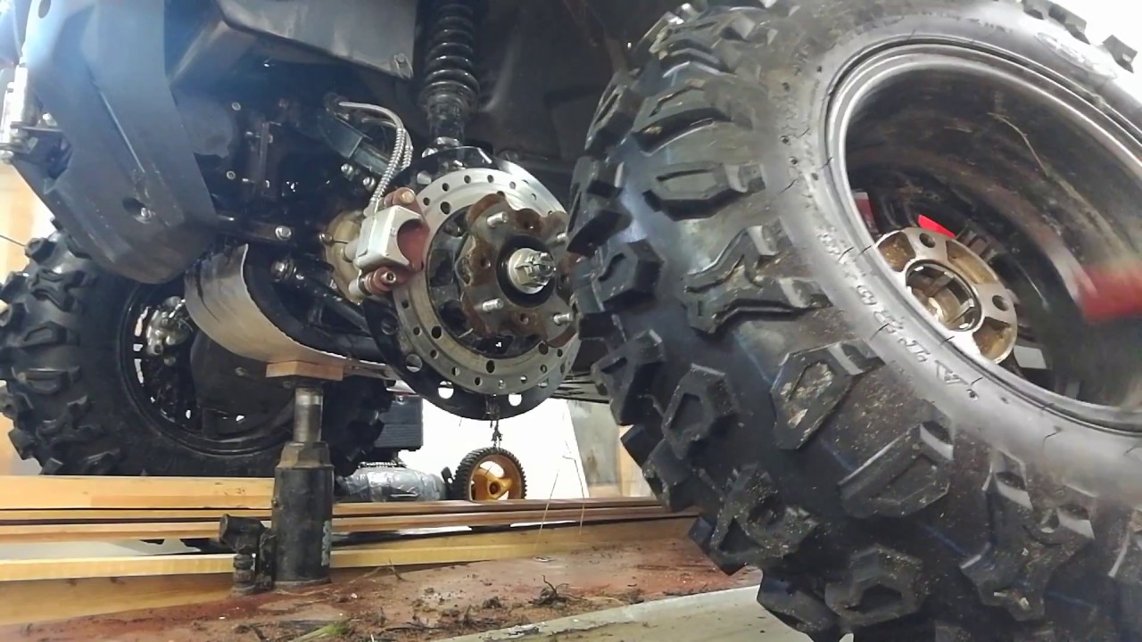 CFMOTO CF500 / CF520L - Front brake pads replacement / Замена передних тормозных колодок