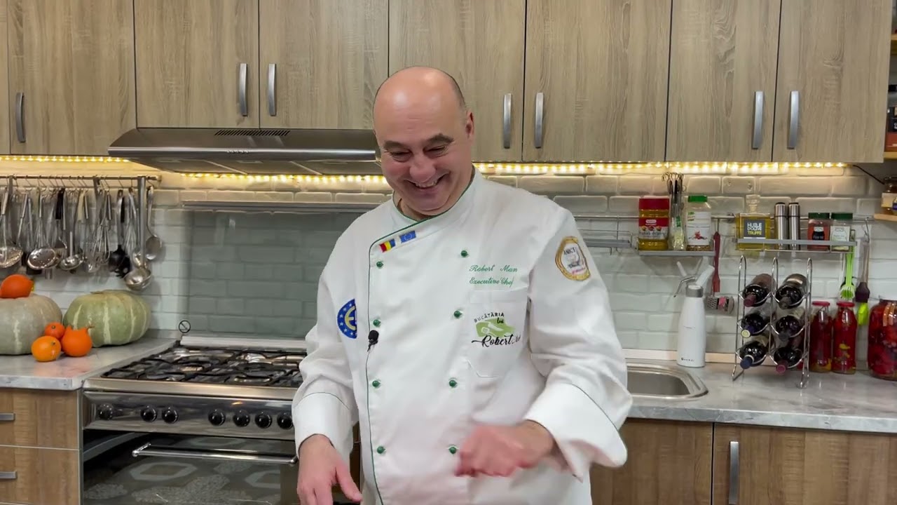 Sarmale traditionale de porc in foi de varza murata