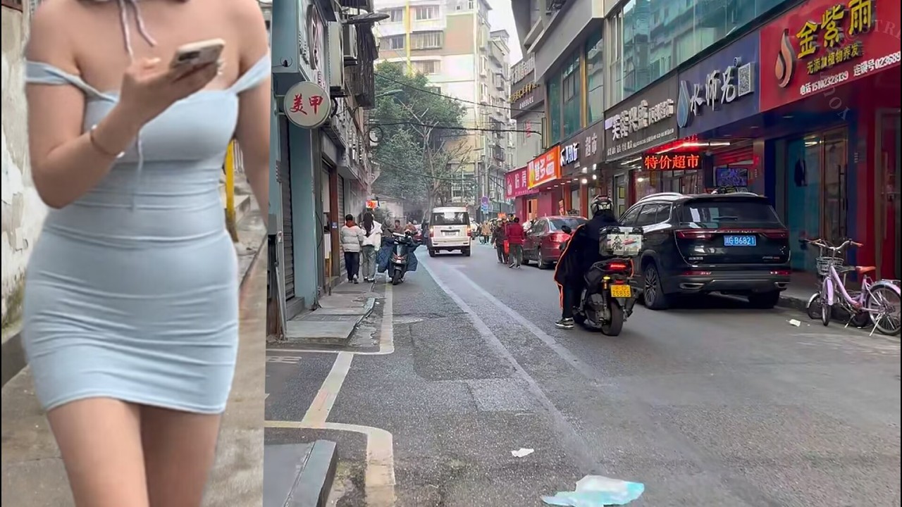 重慶街拍-璧山老街道。重慶的街道。Street photography in Chongqing. Streets of Chongqing. Thursday, November 27, 2025.