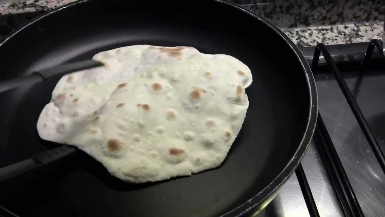 Pane istantaneo, facile e veloce: minimalismo outdoor e in cucina.