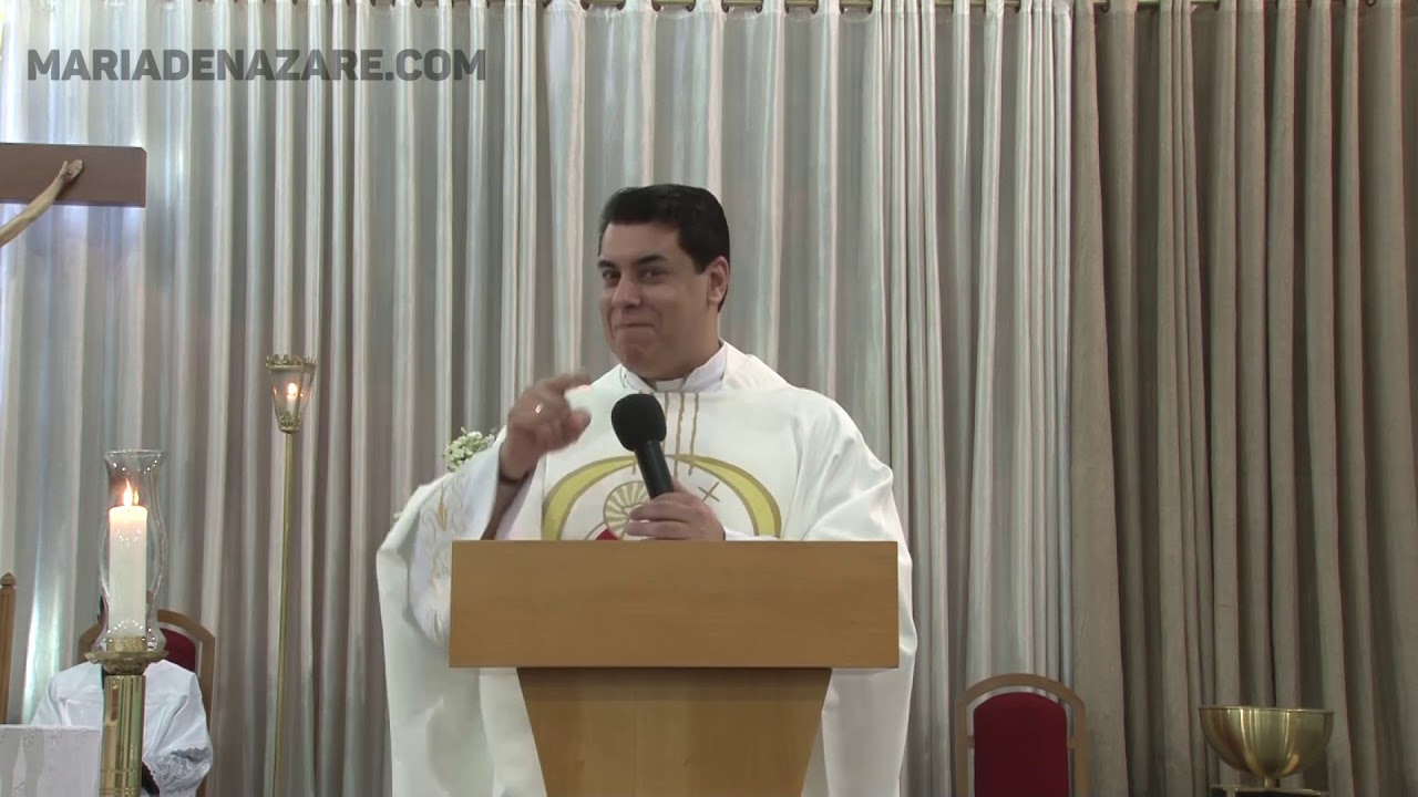 Quem não toma um lado já escolheu um lado. Saia de cima do muro! - Padre Chrystian Shankar