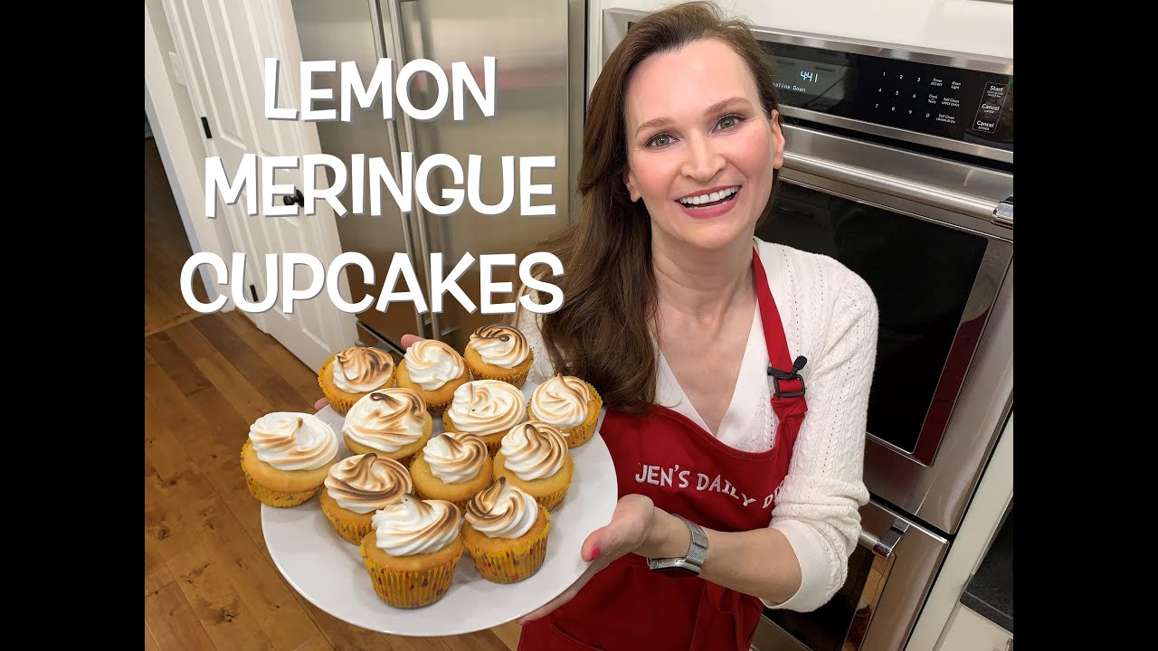 Lemon Meringue Cupcakes With Microwave Lemon Curd. OMG Delicious! Light, Lemony, Sweet, And Tangy.