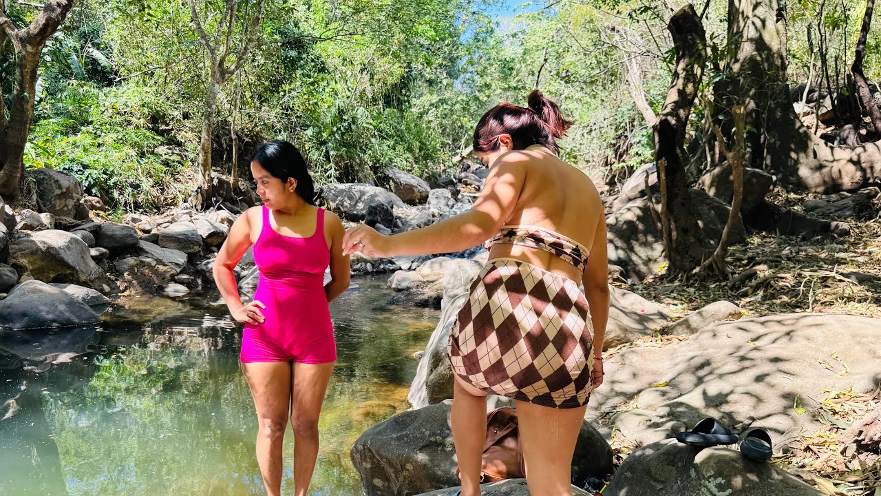 CRUZAMOS EL RÍO CON MI HERMANA 😱