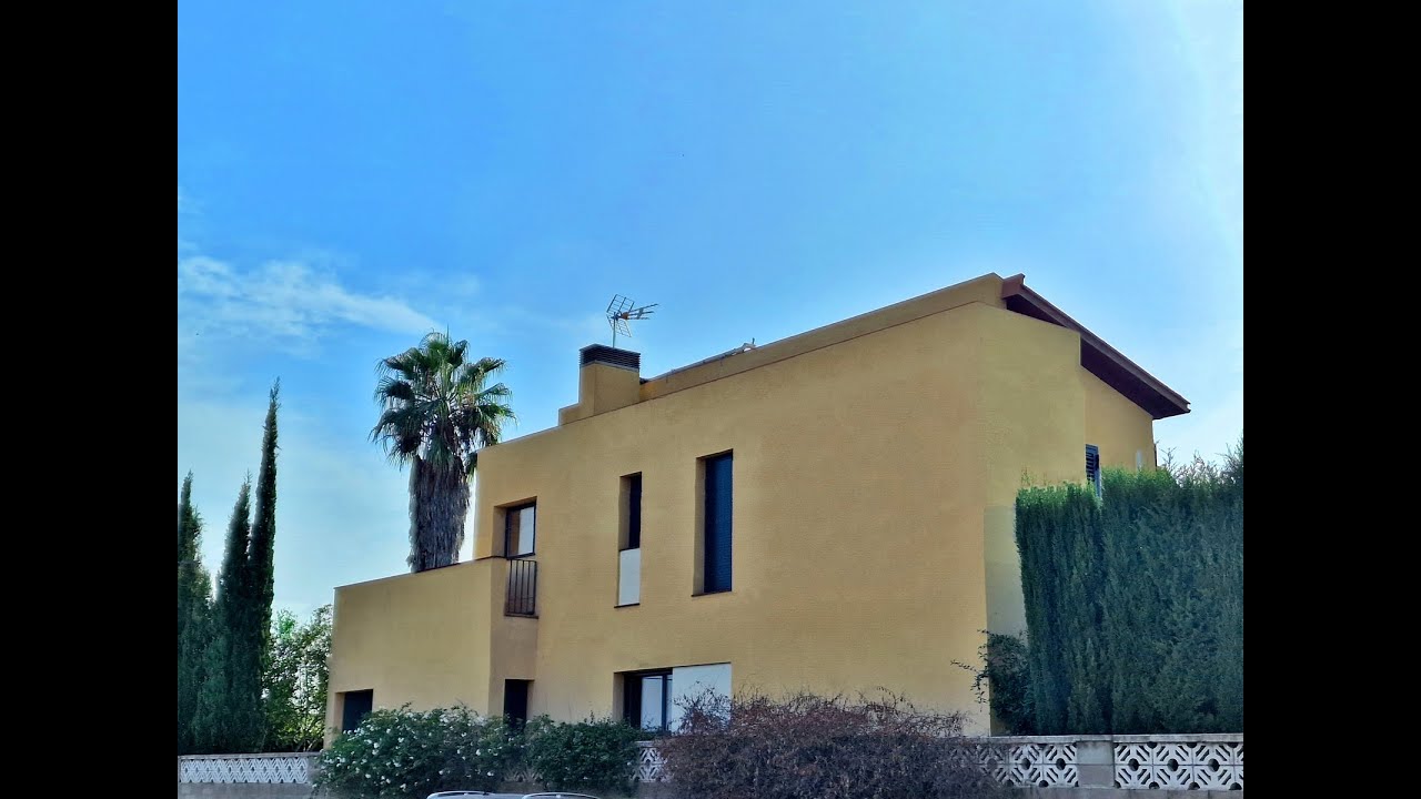 EXCLUSIVITÉ PROCHE L’ESCALA – A VENDRE GRANDE VILLA NEUVE DIVISÉE EN 2 MAISONS