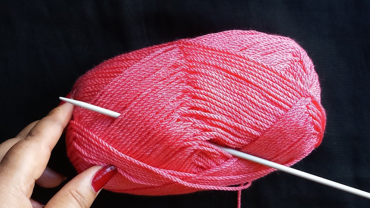 सिर्फ एक सिलाई का बहुत ही प्यारा और आसान पैटर्न/Latest Sweater Knitting Design/Border Knitting/Cap😍