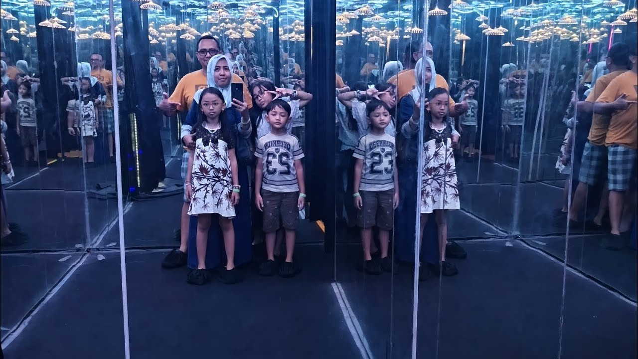 New celosia semarang ada Dino Land 