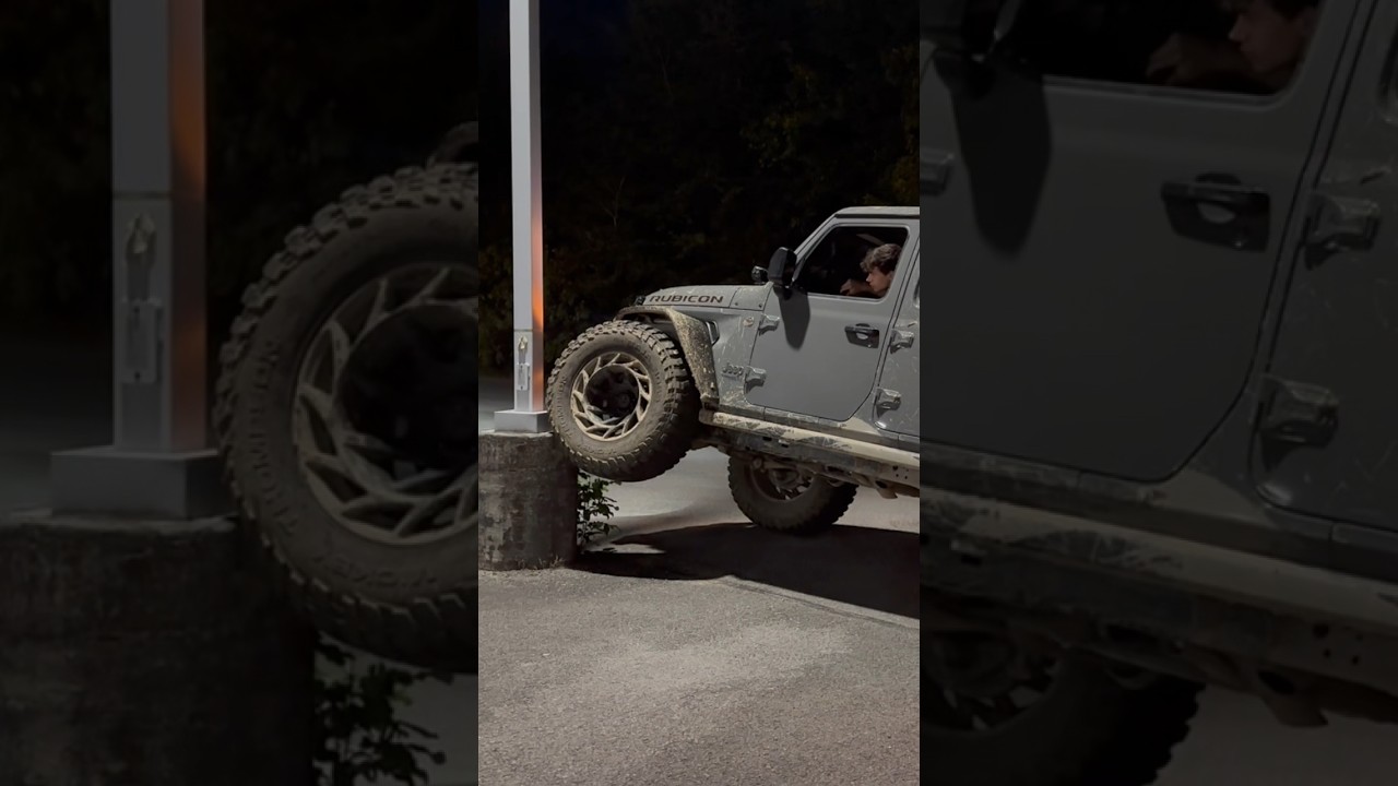 Mall Crawler Jeep Wrangler Rubicon 392 (38s No Lift)