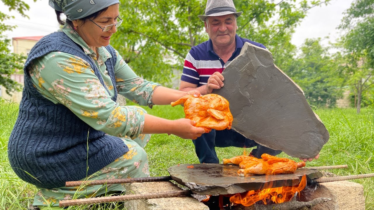 Мой муж обожает это блюдо! Целая курица, приготовленная уникально между двумя камнями