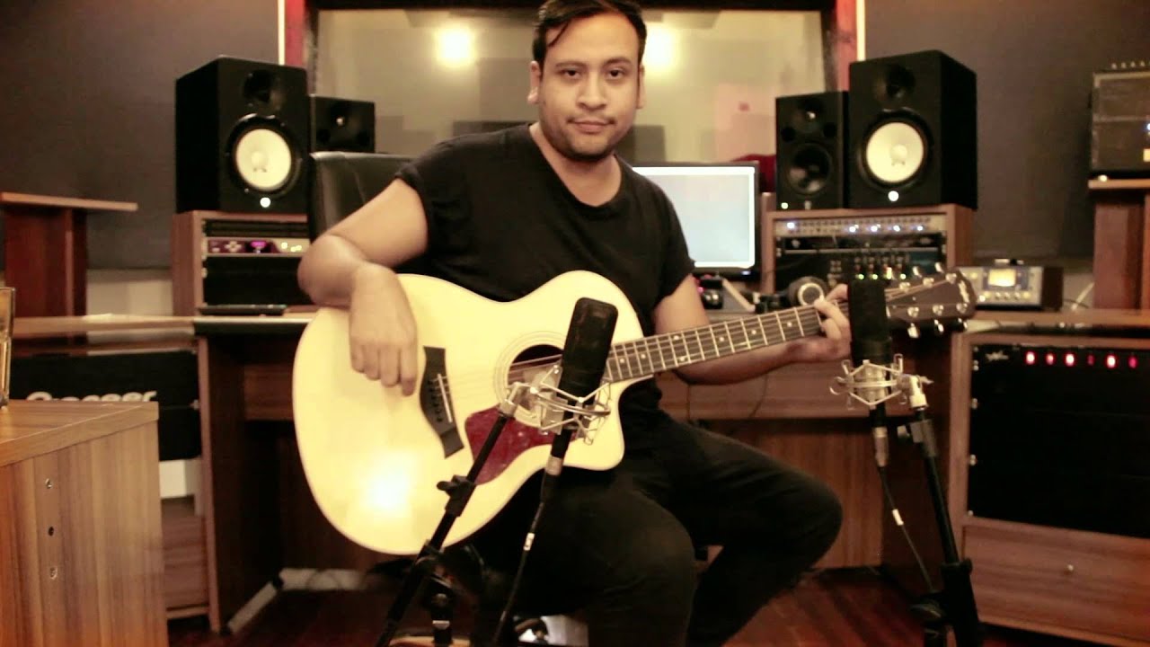 MAD Escuela junto a MAD Estudio - Review de Mics AT4050 y Taylor 214 CE