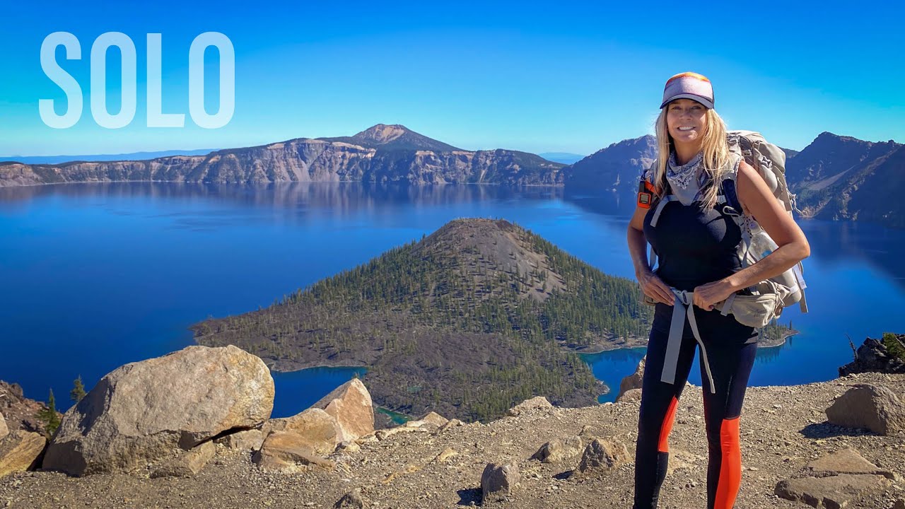 SOLO BACKPACKING Crater Lake National Park Oregon 4K | Pacific Crest Trail | Rim Trail