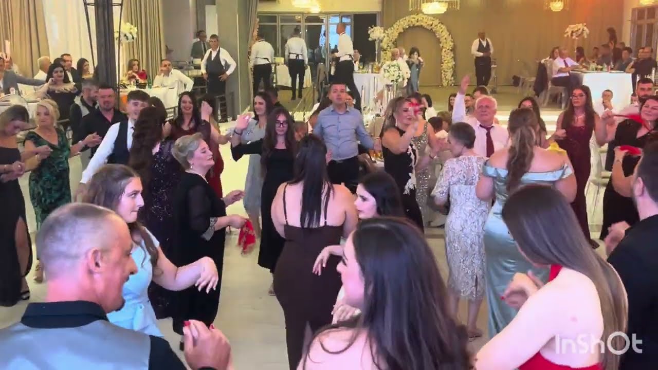 atmosfera me e bukur te familja Tula Samir Veliqi & Suad Shaptafi ft Nazi & Arditi dasma shqiptare