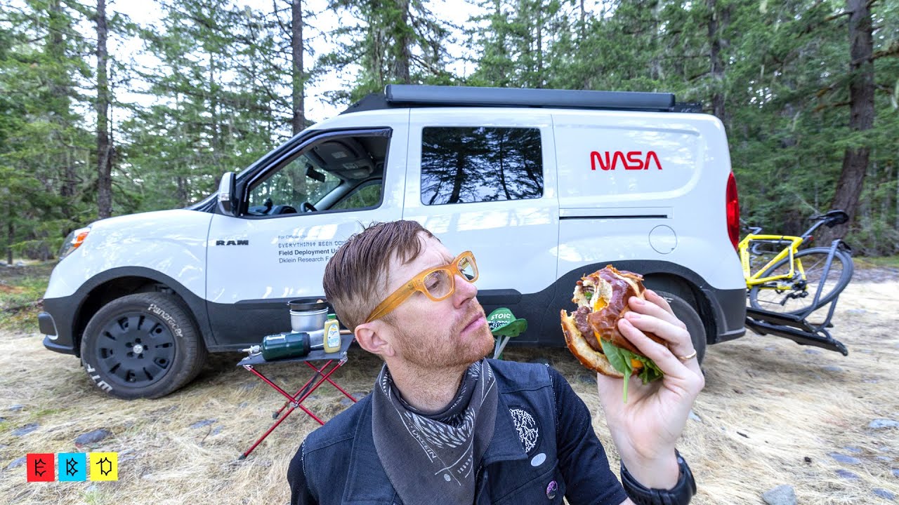 Cooking in Compact Camper Van: Unconventional Gourmet!